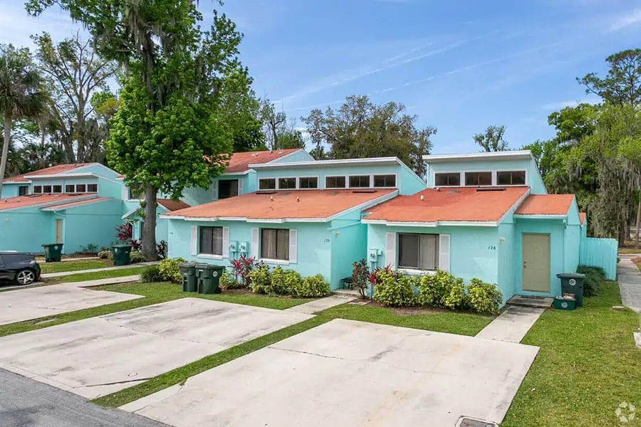 Whispering Oaks Town Homes 2